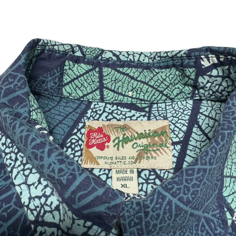 Hilo Hattie Polo Shirt XL Blue Teal Leaf Vein Geometric Made in Hawaii Aloha - Picture 4 of 6
